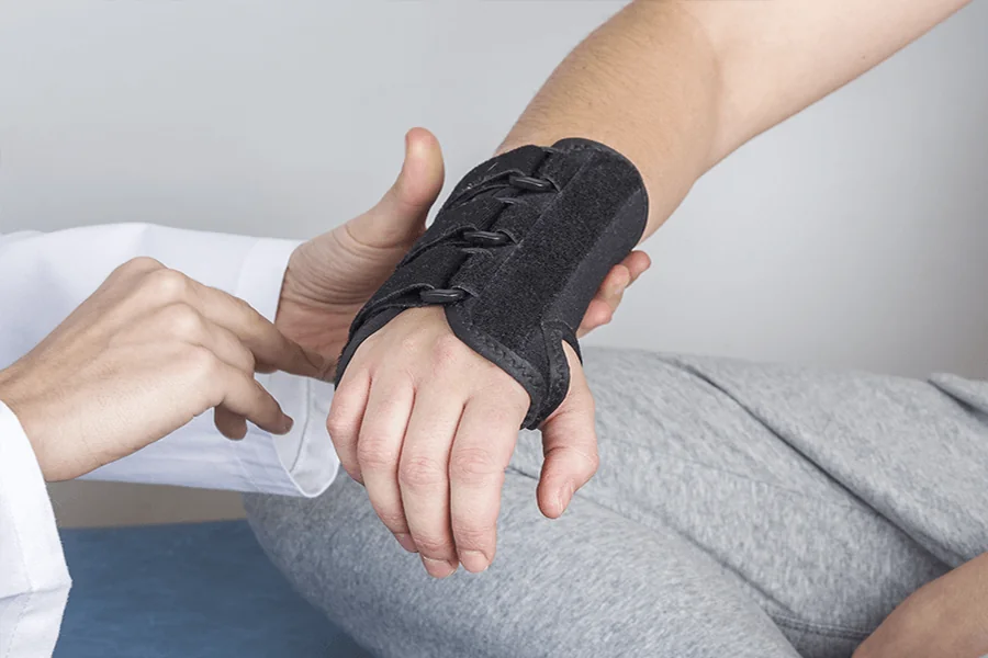 Wrist Wrap for Carpal Tunnel Support: Is It Effective?